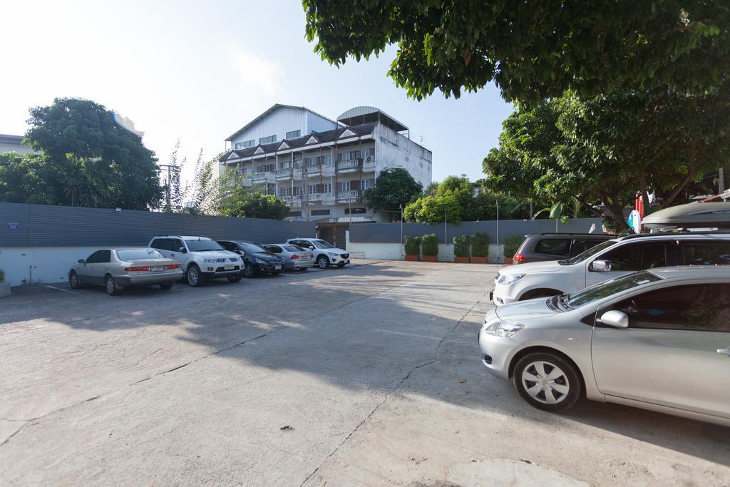 We Briza Hotel Chiangmai Chiang Mai Exterior photo